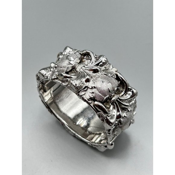 Repousse Hinge Bangle Bracelet Silver Tone Wide Ornate Textured Vintage Bracelet - Picture 3 of 10